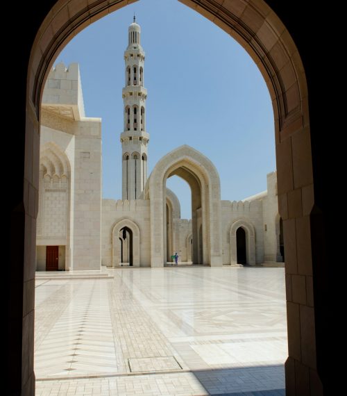 Vertical shot of Sultan Qaboos Grand Mosque in Muscat Oman, Turkey